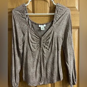 Mauve/Brown and White Top